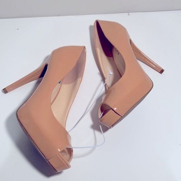 Nwt Guess vegan leather nude peep toe 5” heels - Picture 1 of 4